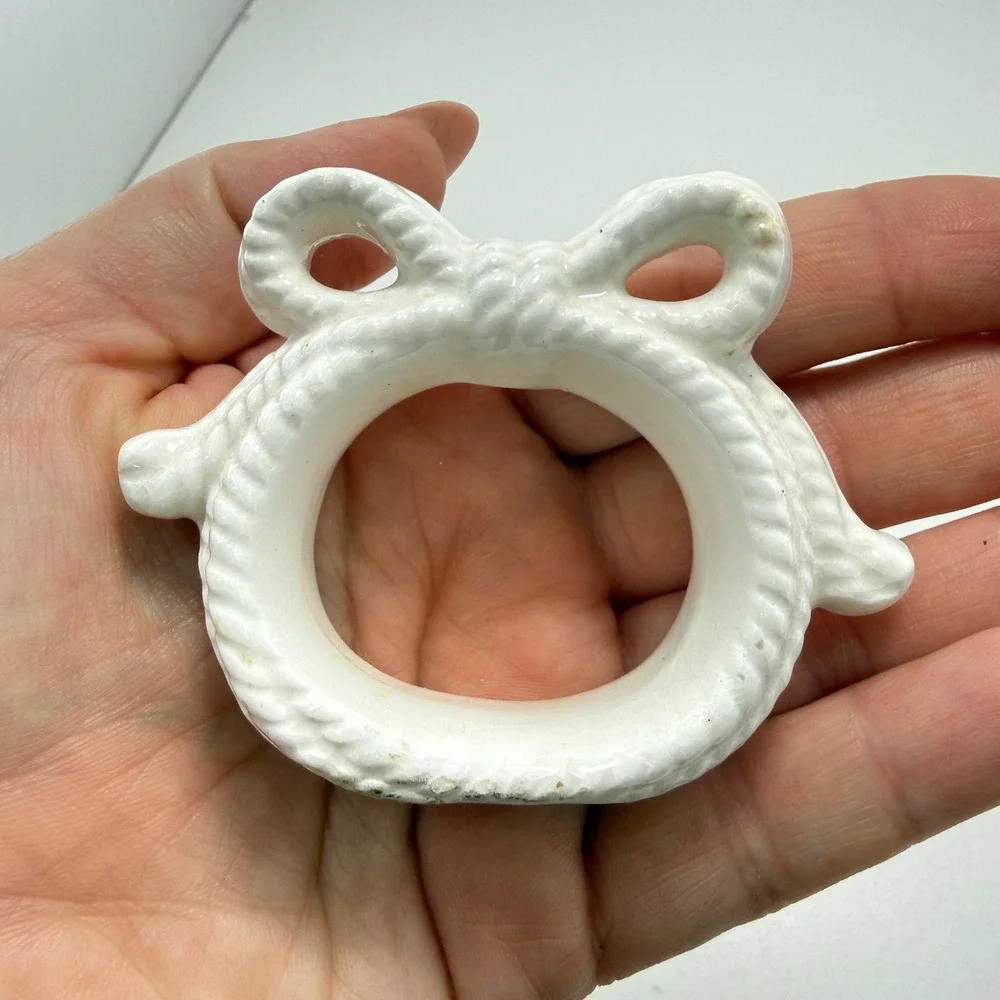 Audrey Taiwan White Rope Bow Ceramic Napkin Rings Set of 2 Vintage Table Decor